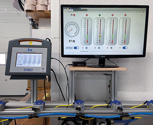 Monitoring system for cleaning nozzles