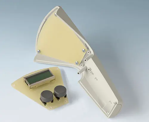 Internal fastening pillars for PCBs on the top