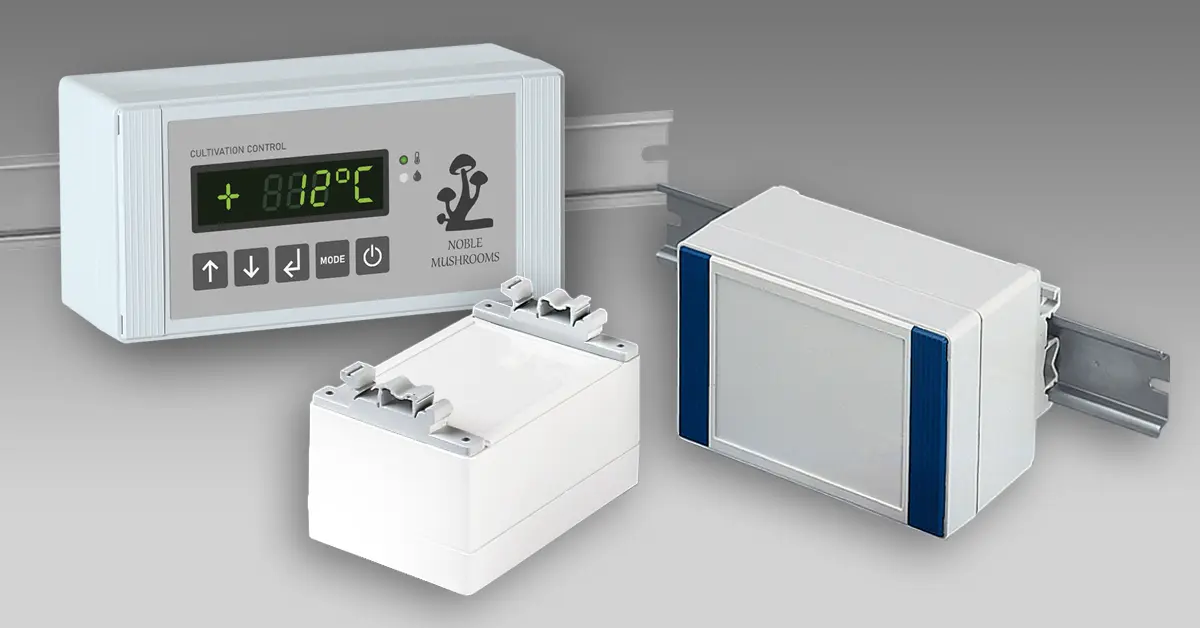 ROBUST-BOX with DIN rail holders